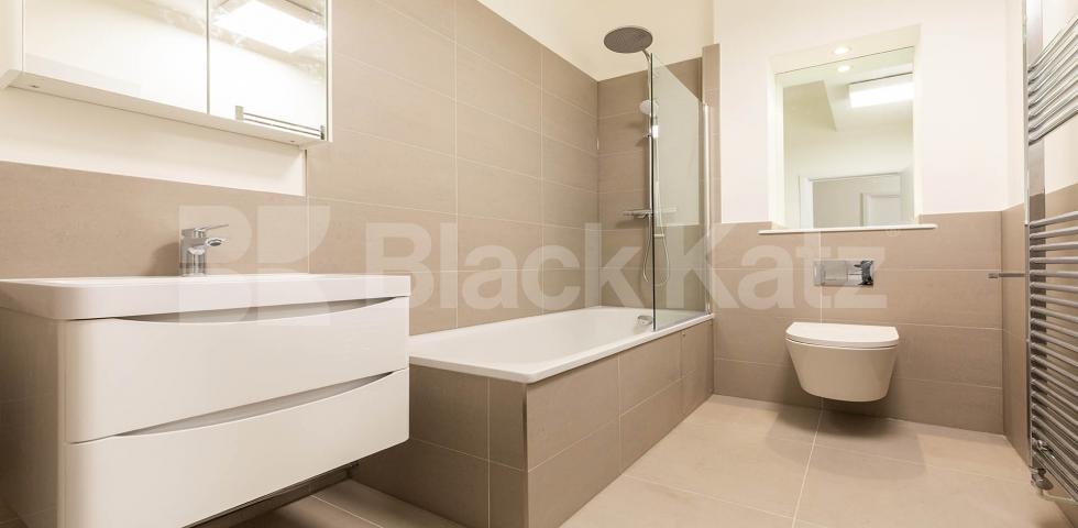 			STUNNING 1 BED WAREHOUSE APARTMENT, 1 Bedroom, 1 bath, 1 reception Flat			 ABILITY PLAZA-KINGSLAND ROAD, DALSTON/HAGGERSTON